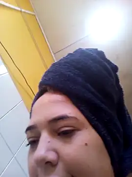 Snapshot of Keti_marques84 chatting on February 6, 2026, 1:36 pm Keti marques84 online show from February 6, 2026, 1:36 pm