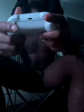 Snapshot of youngbull_dada chatting on January 8, 2026, 11:07 pm youngbull dada online show from January 8, 2026, 11:07 pm