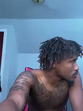 Snapshot of youngbull_dada chatting on March 20, 2026, 12:26 am youngbull dada online show from March 20, 2026, 12:26 am