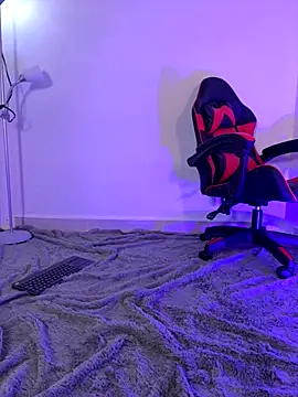 alexa bluee online show from November 14, 2025, 2:21 am