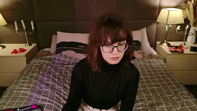 KathleenDioiz online show from November 13, 2025, 1:21 pm