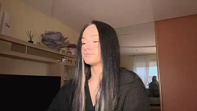 messystasy online show from November 9, 2025, 1:31 pm