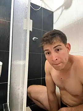 AlexanderBianchi2 online show from November 10, 2025, 5:12 pm