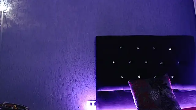 Martina erotic online show from November 20, 2025, 4:01 am