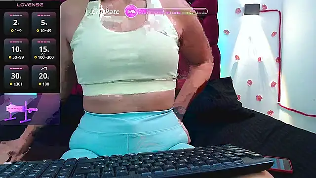 cristalsolei online show from November 27, 2025, 3:14 pm