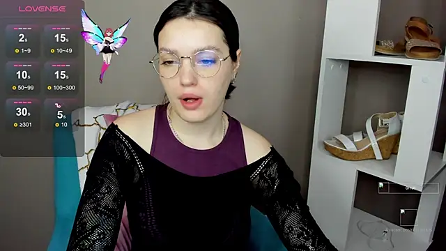 Karina Kellyy online show from November 16, 2025, 2:50 am