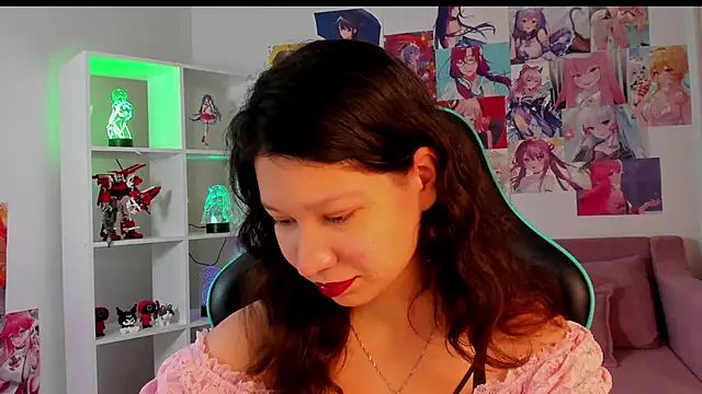 SaraDenars online show from November 28, 2025, 5:21 am