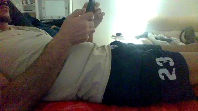 Camiin20 online show from March 7, 2026, 5:43 pm