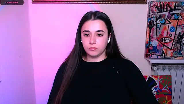 Snapshot of AlinaDoll_ chatting on June 2, 2026, 7:10 am AlinaDoll online show from June 2, 2026, 7:10 am
