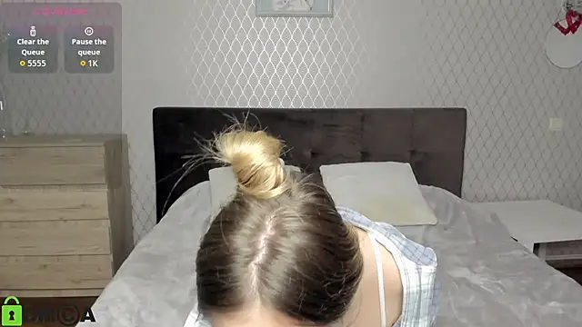 blondy rina online show from November 20, 2025, 5:34 pm