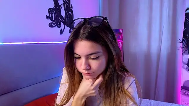 MargieDavidson online show from February 23, 2026, 8:44 am