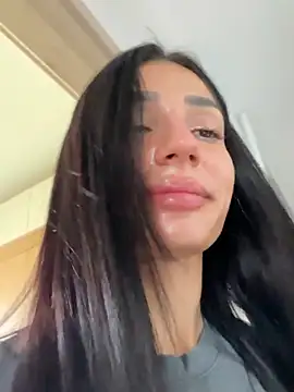 VickyM99 online show from April 20, 2026, 6:16 am