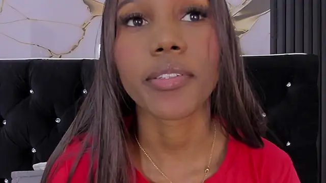 Mia Devereaux167 online show from March 24, 2026, 6:35 pm