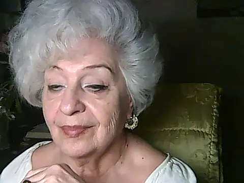 Snapshot of ValeriaKroww chatting on June 5, 2026, 6:57 pm ValeriaKroww online show from June 5, 2026, 6:57 pm