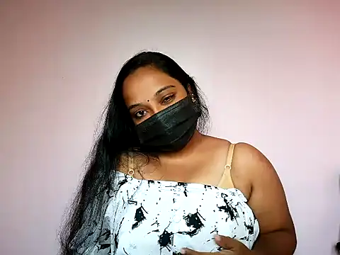 Snapshot of Mathi_cam chatting on July 4, 2026, 4:51 am Mathi cam online show from July 4, 2026, 4:51 am