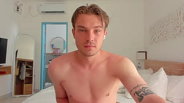 DanteRay online show from March 19, 2026, 5:22 am