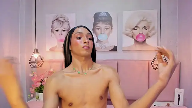 sensual skinny online show from November 18, 2025, 9:14 am