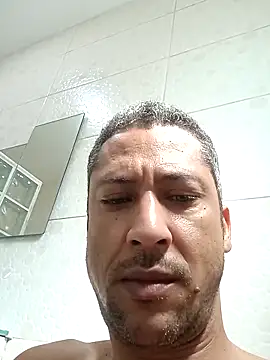 Snapshot of Arrombador20 chatting on April 2, 2026, 1:09 pm Arrombador20 online show from April 2, 2026, 1:09 pm