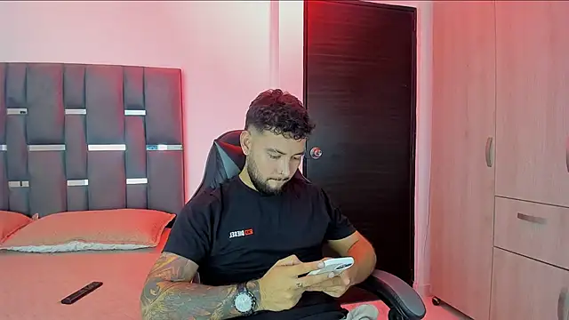 noah corvelle online show from November 7, 2025, 11:16 pm