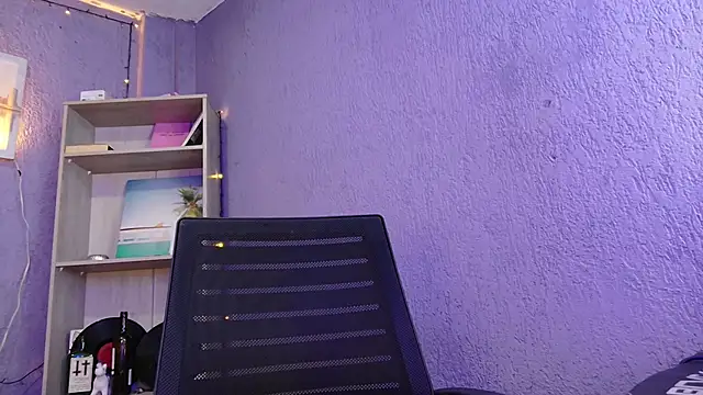 D4ni king online show from November 12, 2025, 3:29 am