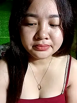 Bee-bgolden online show from November 16, 2025, 1:22 am