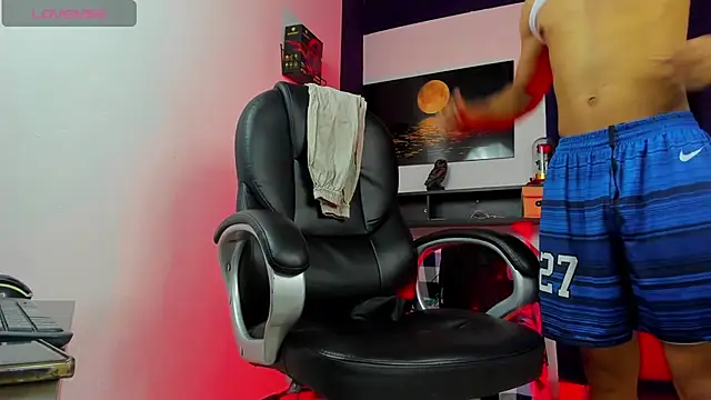 Alex king27 online show from April 23, 2026, 10:01 pm