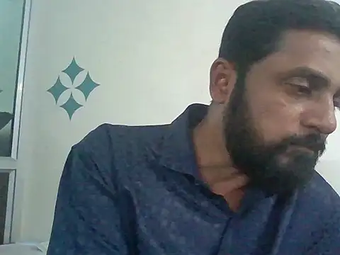 RubyEntity online show from November 13, 2025, 7:18 am