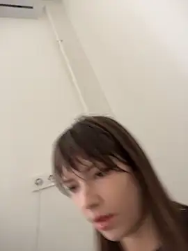 Lissssssa online show from February 18, 2026, 9:27 am