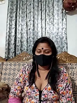 Snapshot of munni-506 chatting on May 15, 2026, 5:53 pm munni-506 online show from May 15, 2026, 5:53 pm