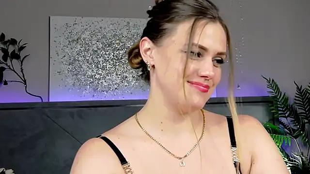 AnabeleBliss online show from July 8, 2026, 1:48 pm