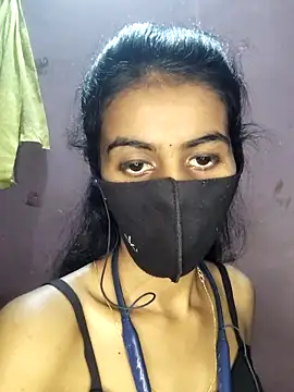Snapshot of Thaper_Meera2 chatting on April 30, 2026, 2:34 pm Thaper Meera2 online show from April 30, 2026, 2:34 pm