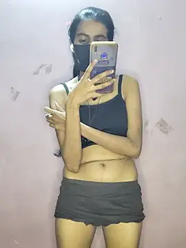 Snapshot of Thaper_Meera2 chatting on May 20, 2026, 3:18 pm Thaper Meera2 online show from May 20, 2026, 3:18 pm
