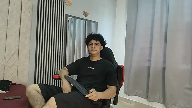 mikei banji online show from November 9, 2025, 2:26 pm