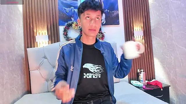 Elian Julian online show from December 3, 2025, 11:14 pm