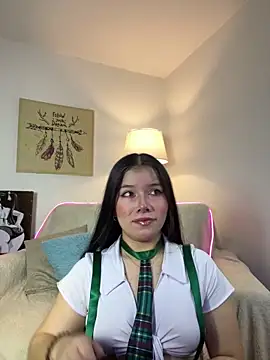 violettabond online show from December 19, 2025, 12:45 pm