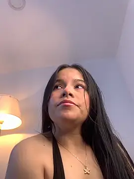 violettabond online show from April 21, 2026, 12:33 pm