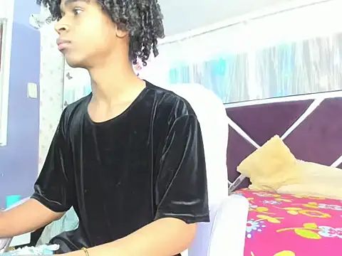 Santy bigcock 01 online show from January 13, 2026, 4:23 pm