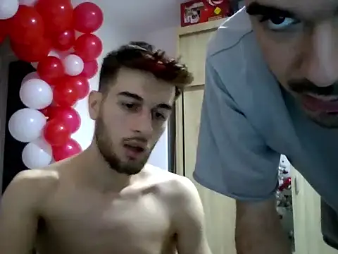 nikolasnik50 online show from December 21, 2025, 4:36 pm