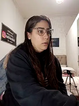 Snapshot of nahiarabiel33 chatting on June 25, 2026, 7:29 pm nahiarabiel33 online show from June 25, 2026, 7:29 pm
