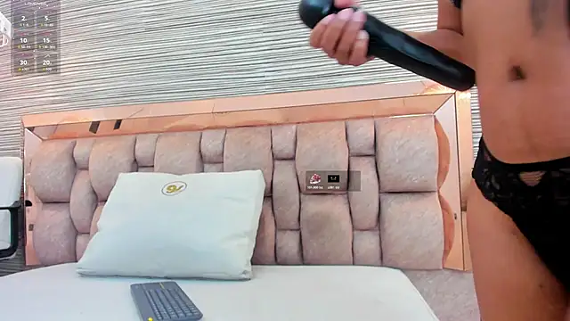 kathia dumons online show from December 5, 2025, 12:25 pm