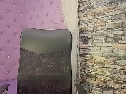 ChloeGibson  online show from November 21, 2025, 2:10 am