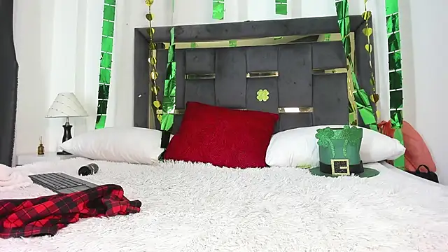 CatleyaSmith online show from March 13, 2026, 12:34 pm