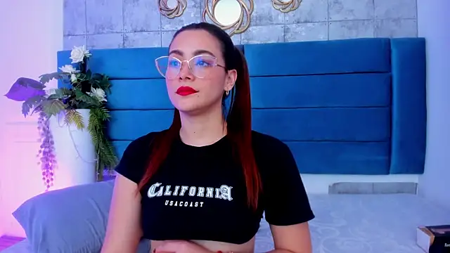 SaraAlvarezx online show from March 6, 2026, 4:42 am