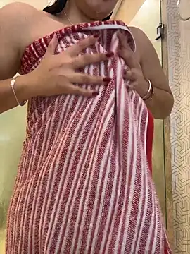 babypretty07 online show from November 25, 2025, 5:35 pm