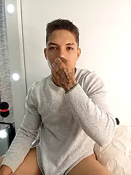 JacksonC 7 online show from November 16, 2025, 11:32 pm