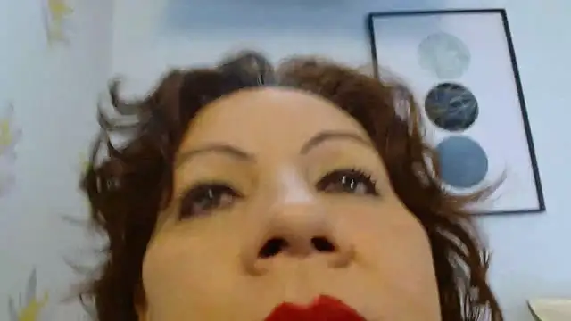 Rosalie Durand online show from April 20, 2026, 7:37 pm