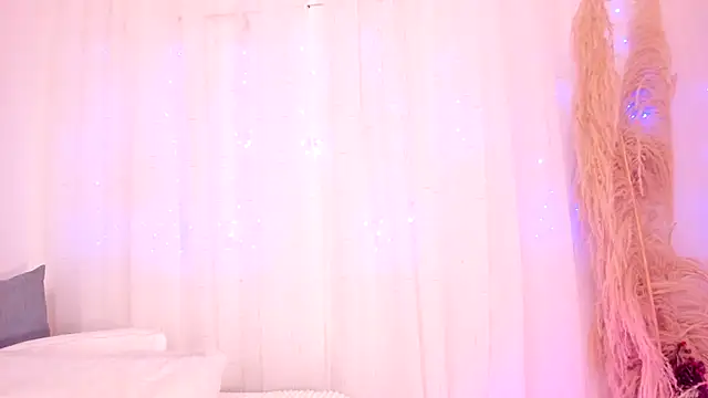 Irishottt online show from April 6, 2026, 10:11 pm