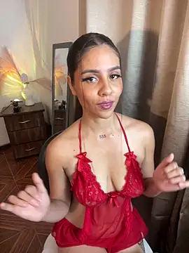 alisaa jhons1 online show from April 22, 2026, 10:44 pm