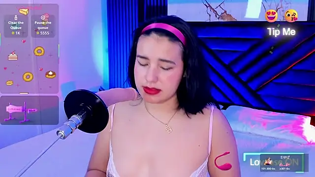 Snapshot of Lalalemoonds chatting on December 22, 2025, 12:57 pm Lalalemoonds online show from December 22, 2025, 12:57 pm