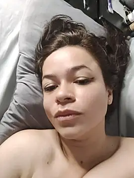 danielamonet online show from May 12, 2026, 8:33 am